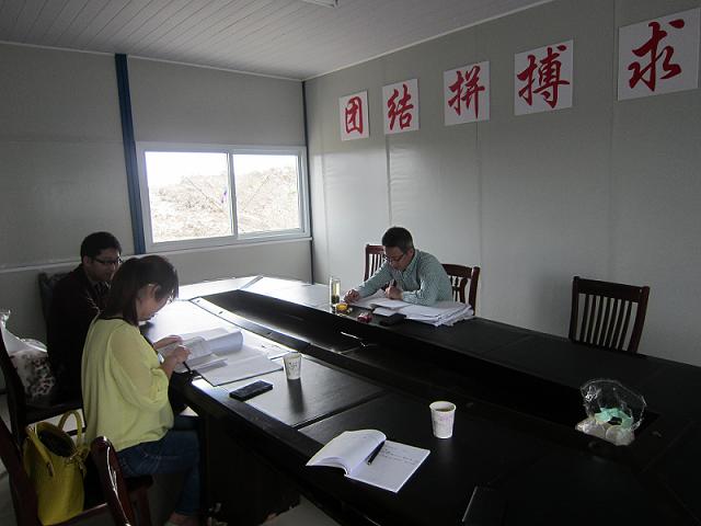 某市人口约102.5万_看这个安徽小城如何 拔穷根(3)